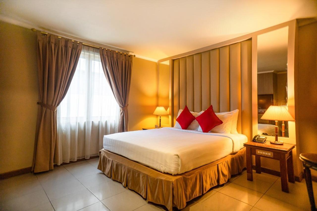 Olympic Hotel Jacarta Exterior foto